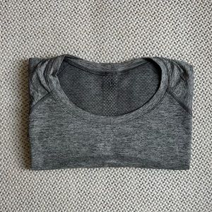 Lululemon Swiftly Long Sleeve Relaxed (Heathered Grey, 8)